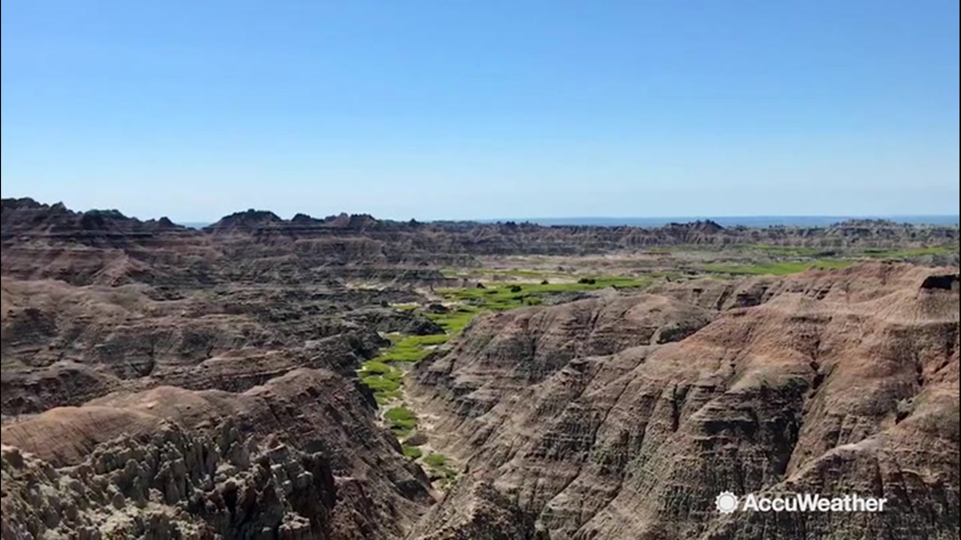 AccuWeather's #GreatAmericanRoadTrip continues on July 18 with Lincoln Riddle stopping at another national park, this time the stunning Badlands National Park in South Dakota. Join us on this beautiful day as Lincoln explores the scenery.