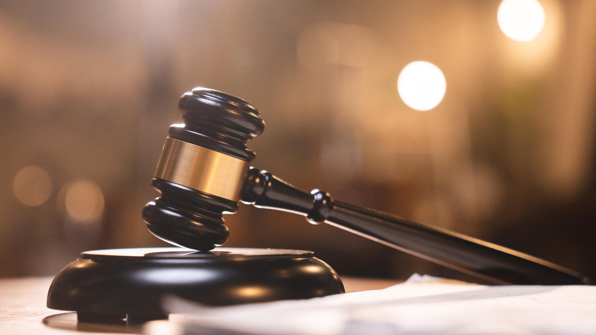 Virginia mom convicted after letting 5-year-old walk alone to neighborhood pond