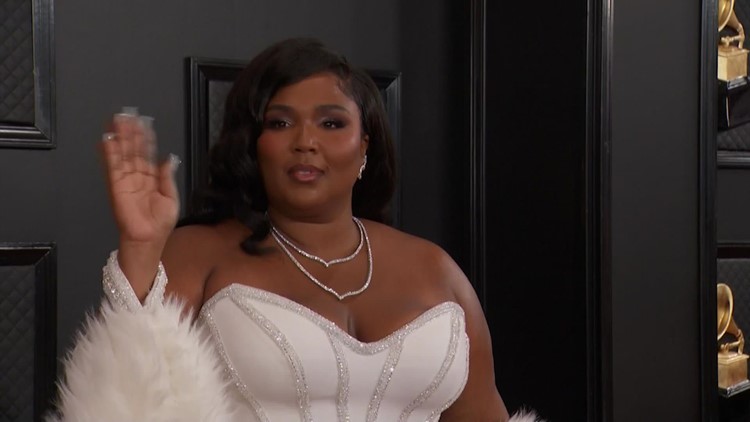Lizzo pledges $500K from upcoming tour to Planned Parenthood, abortion rights