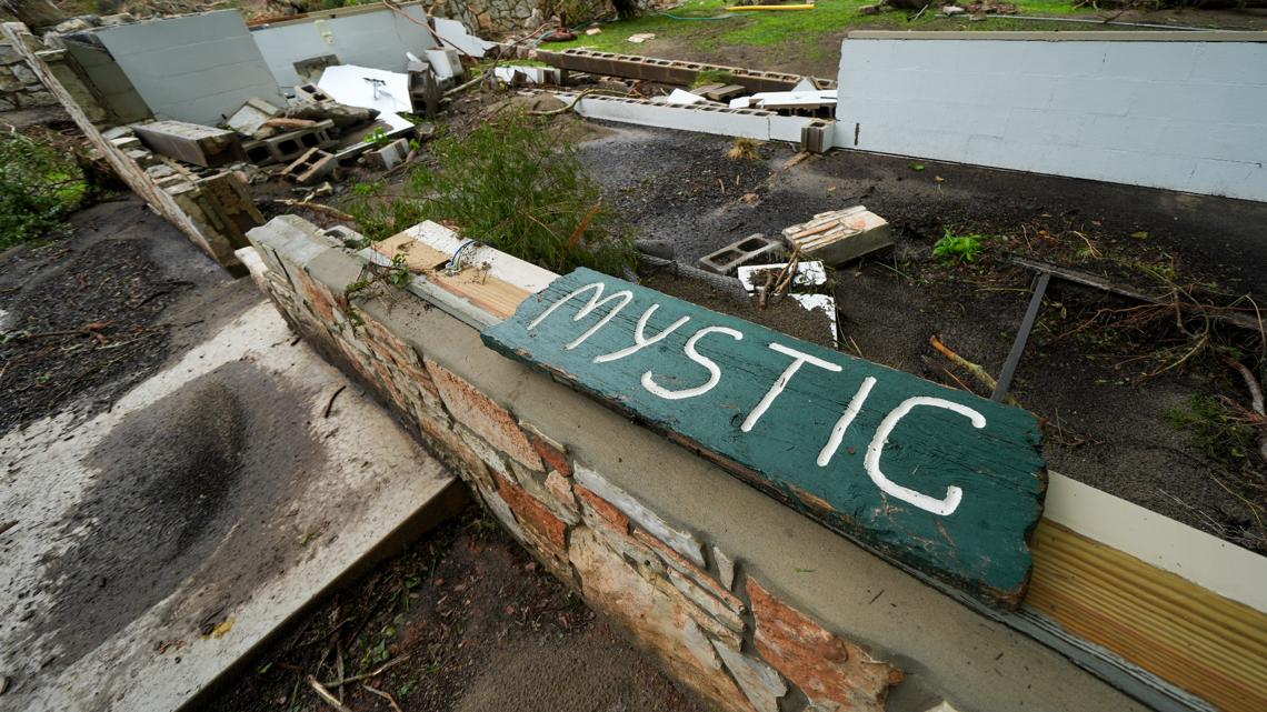 The number of dead in Texas flooding passes 100