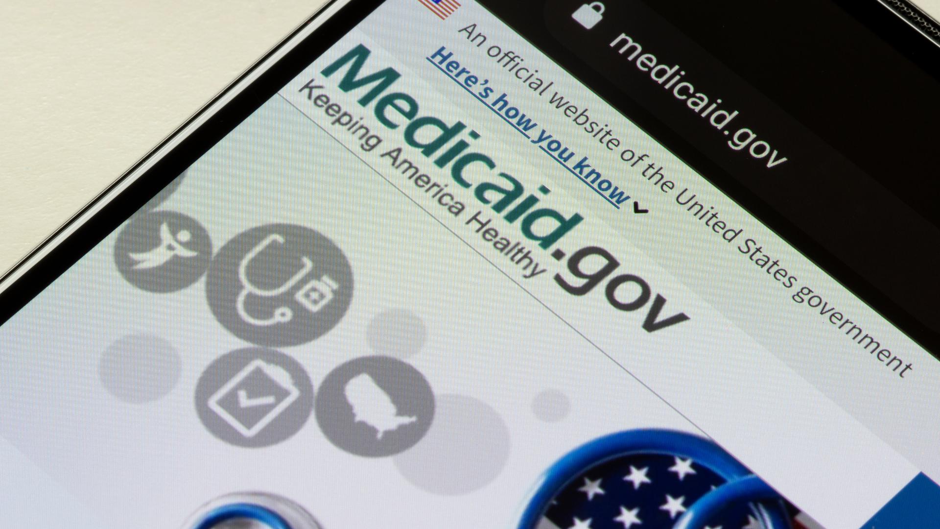 Does the federal funding freeze affect Medicaid?