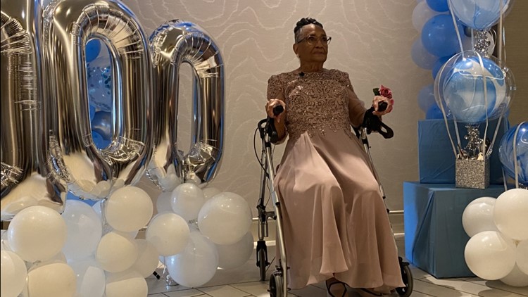 Memphis woman celebrates 100th birthday