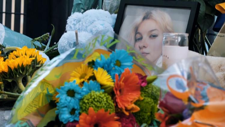 Memorial grows for Iryna Zarutska on Charlotte's Blue Line | 13wmaz.com