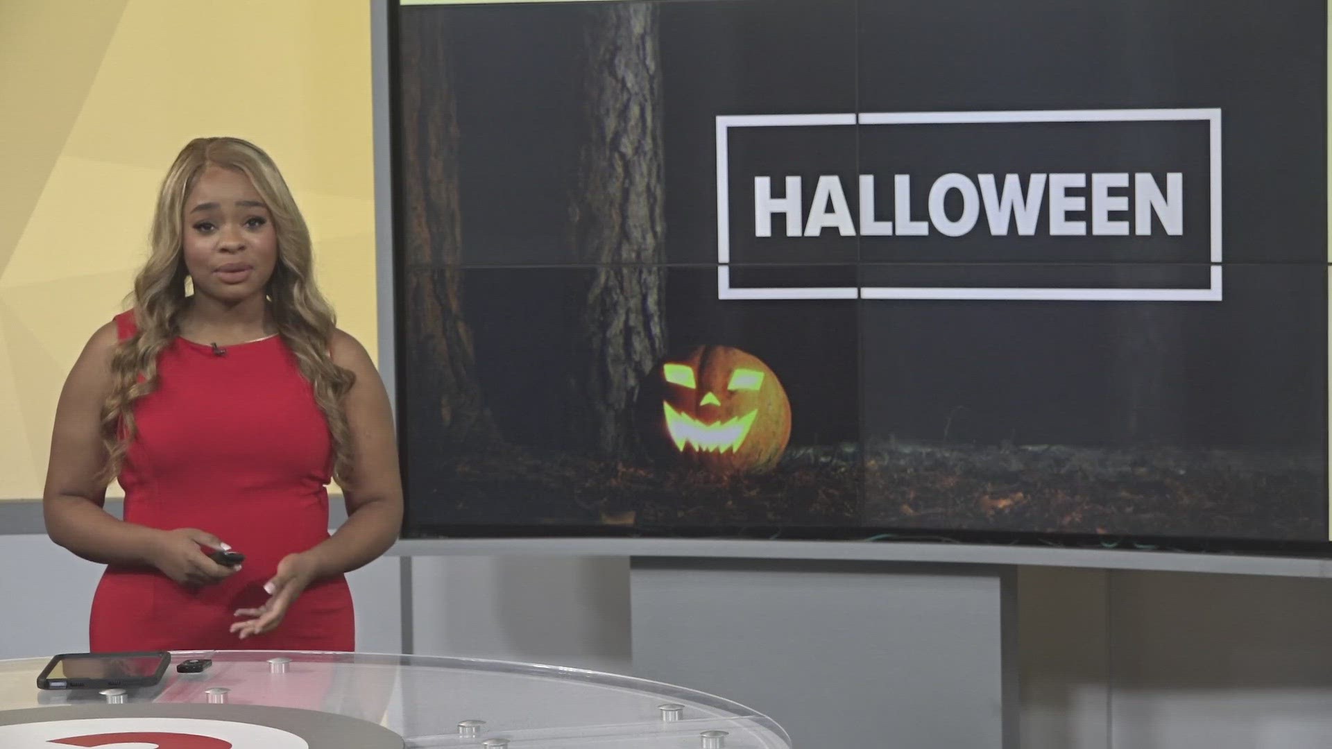 Blanca Cobb has advice on how to get kids used to some of the scary things around Halloween and other ways to have fun.