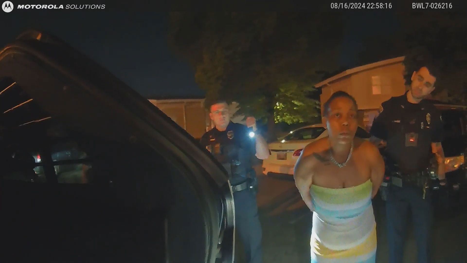 Video shows arrest woman accused of eating cat in Ohio 13wmaz