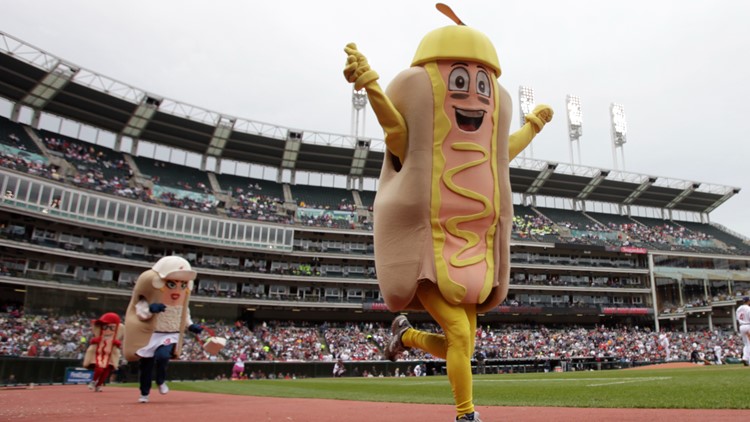 Mustard announced as winner of Cleveland Guardians Hot Dog Derby, loses after 'heartbreaking' replay ruling