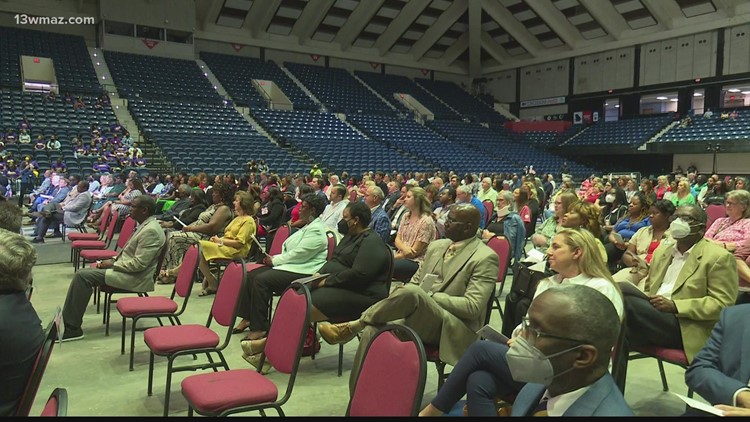 Bibb leaders meet at Coliseum to celebrate superintendent's retirement