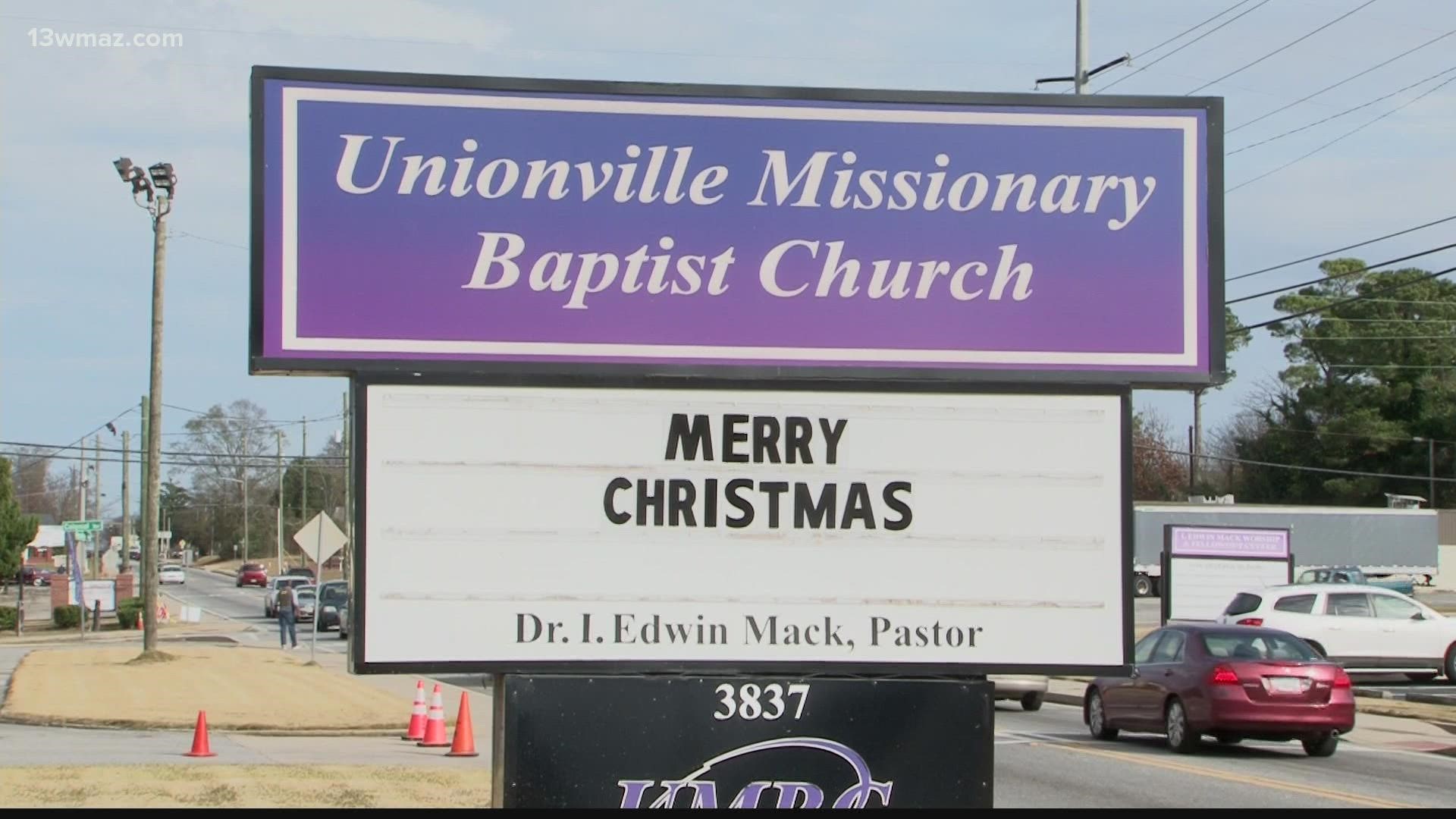 A Macon church in the Unionville neighborhood got into the holiday spirit Saturday by giving.