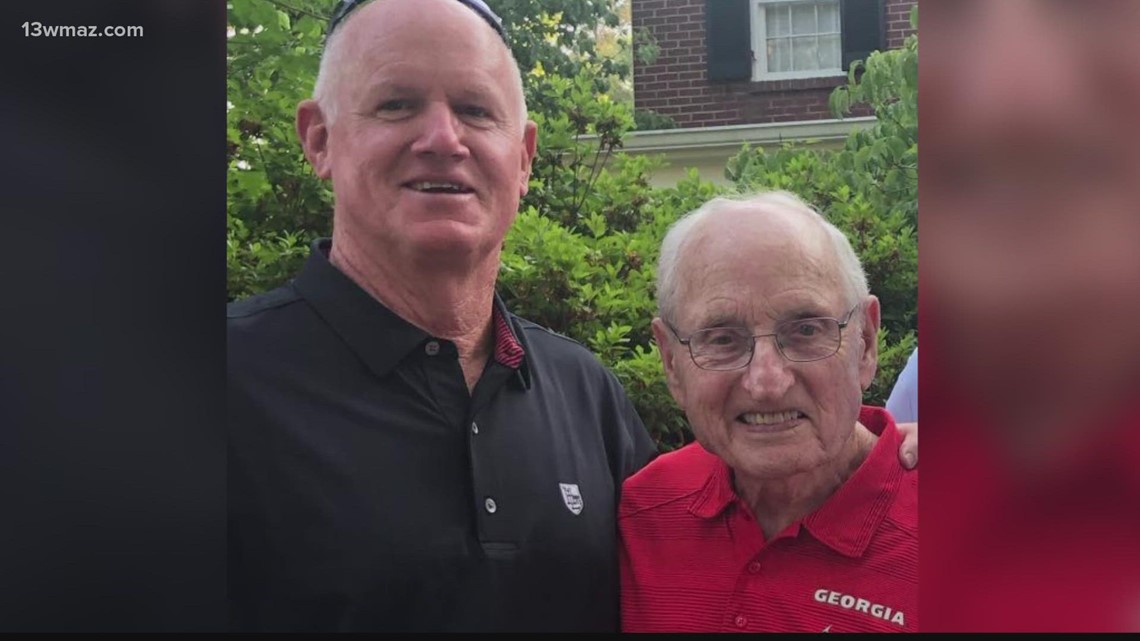 Former Georgia player remembers late Coach Vince Dooley
