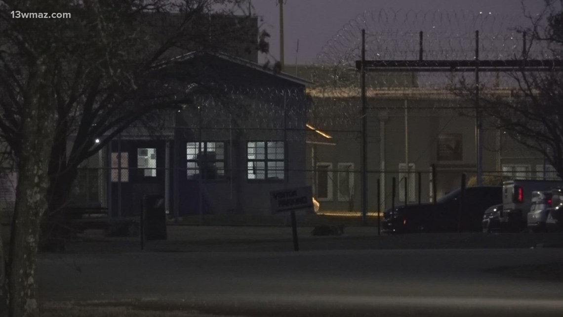 12 inmates charged in Washington State Prison riot that left 4 people dead: GDC