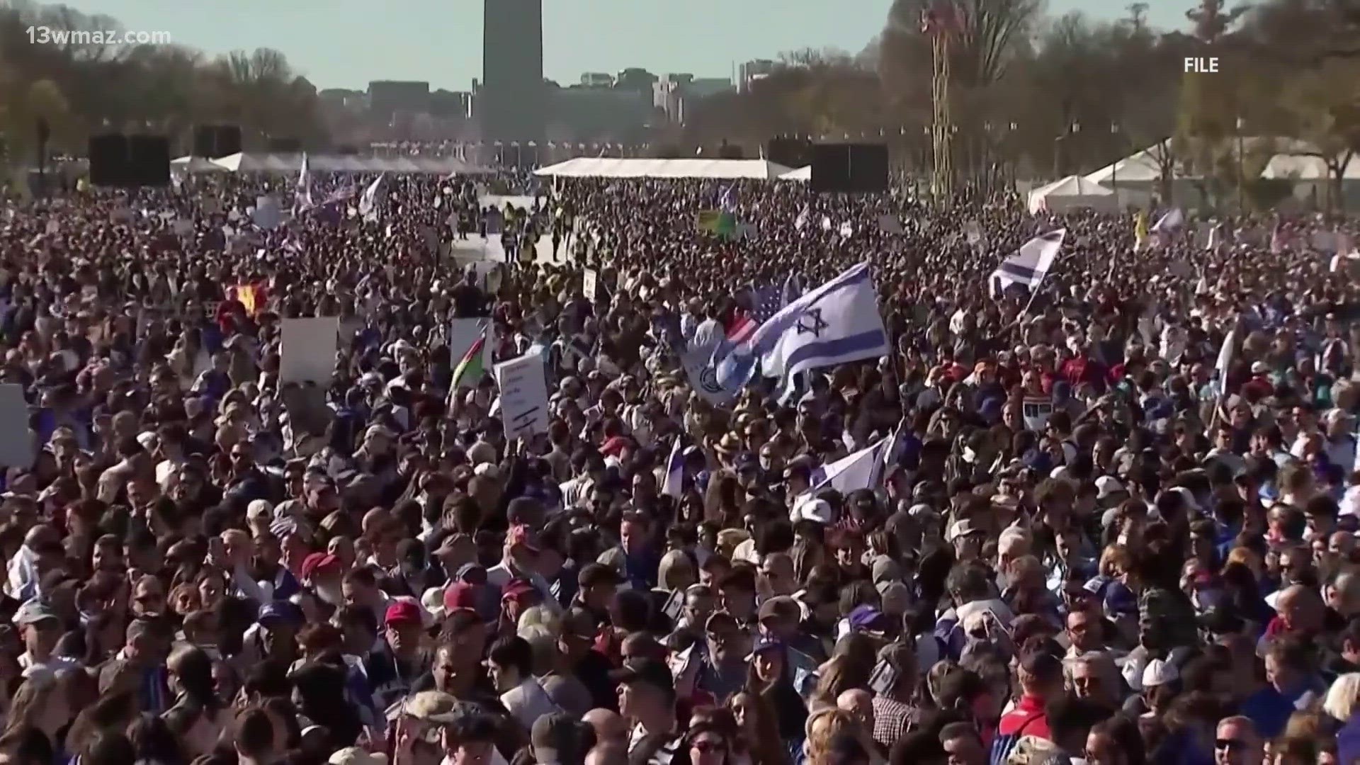 Elizabeth Bahar went to the National Mall in Washington D.C. to show support for Israel.