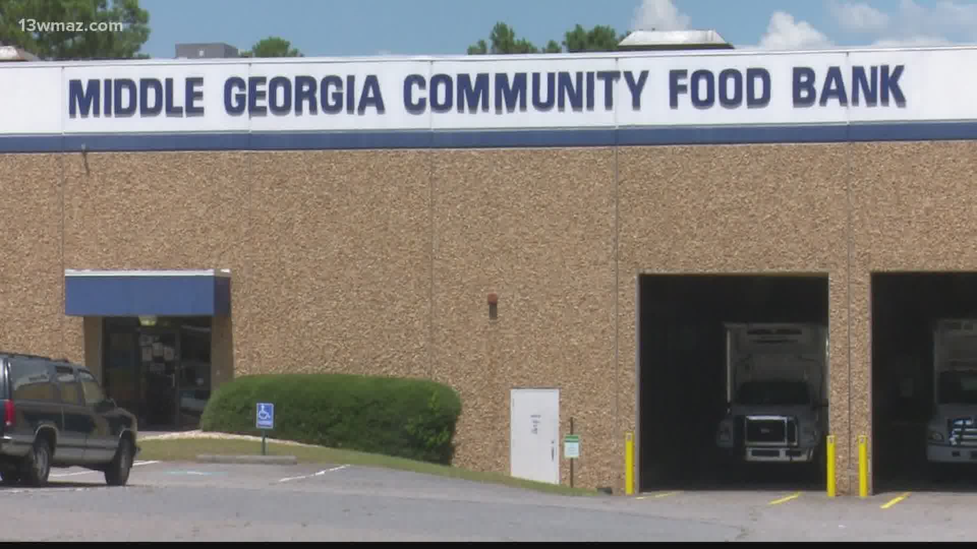 The Middle Georgia Community Food Bank is helping several communities this week, serving healthy food to people.