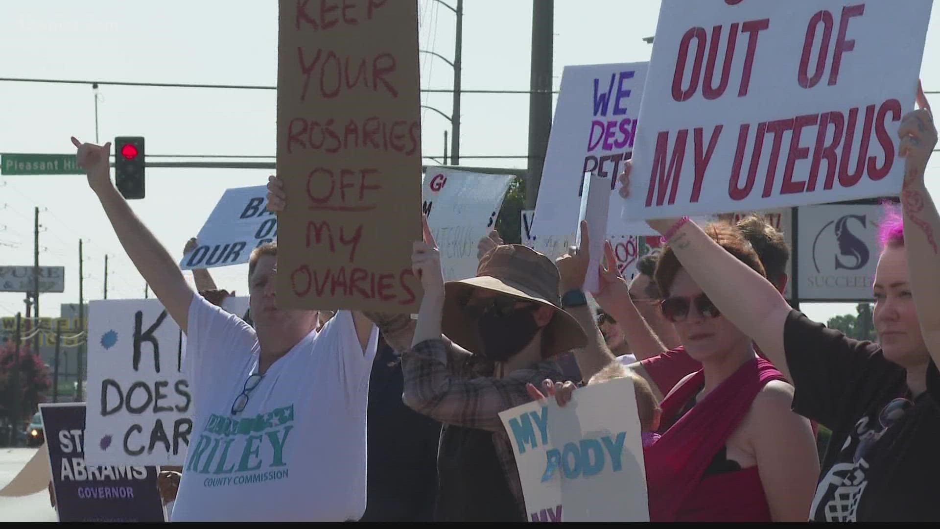 The rally was held on Watson Boulevard in response to the Roe v. Wade decision.