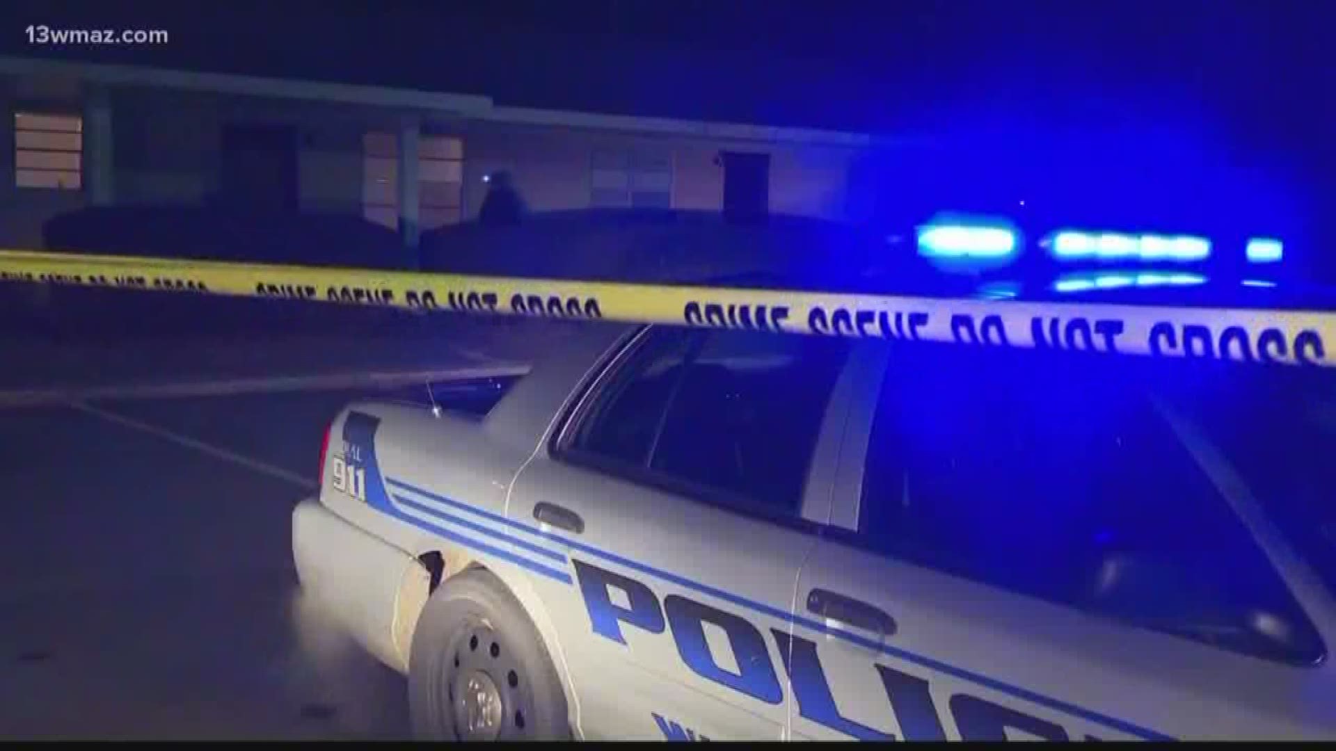 Warner Robins police are searching for leads after a late night shooting left one man in critical condition.