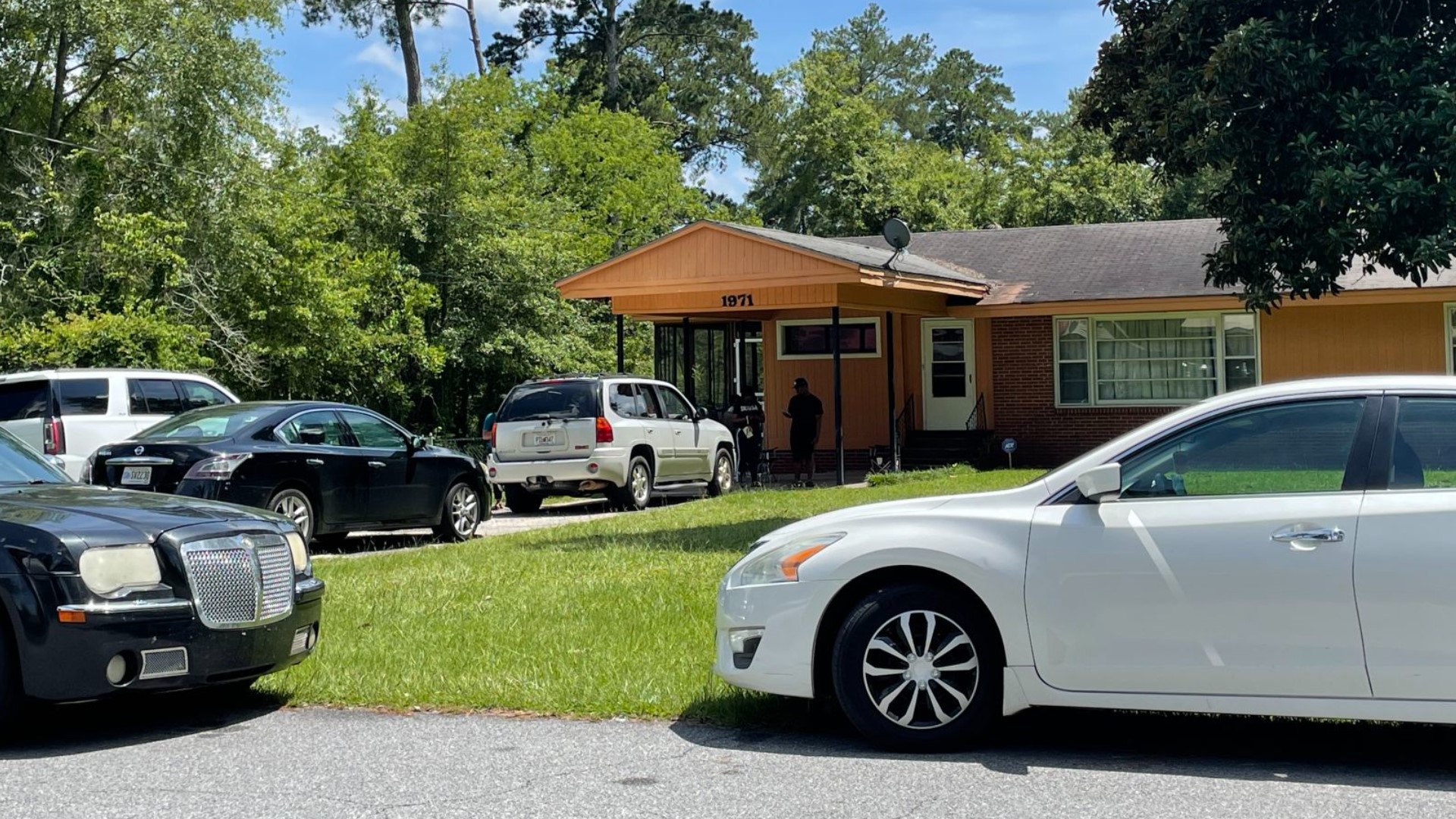 The Bibb County Sheriff’s Office is investigating a shooting that left a woman dead Monday afternoon.