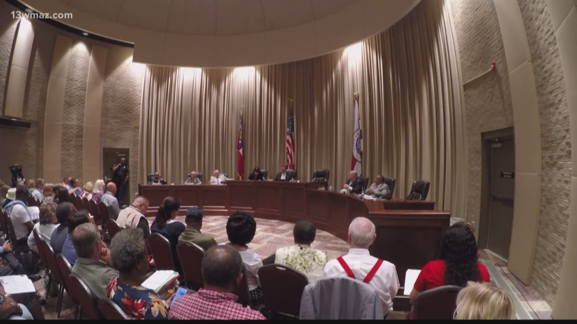 It has been months since councilwoman Carolyn Robbins has attended a Warner Robins city council meeting and some in the international city are starting to ask whether it's time for her to go. So we set out to verify if there even was a method citizens could use to remove an elected official from office for a long string of absences.