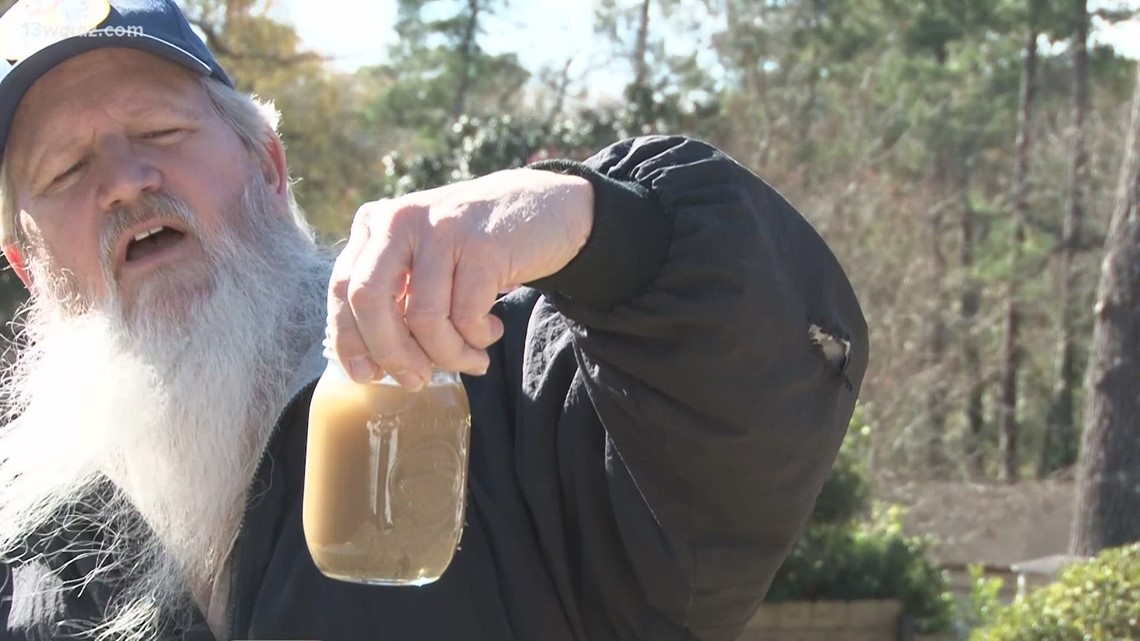 Warner Robins man 'disappointed' with response to water issues