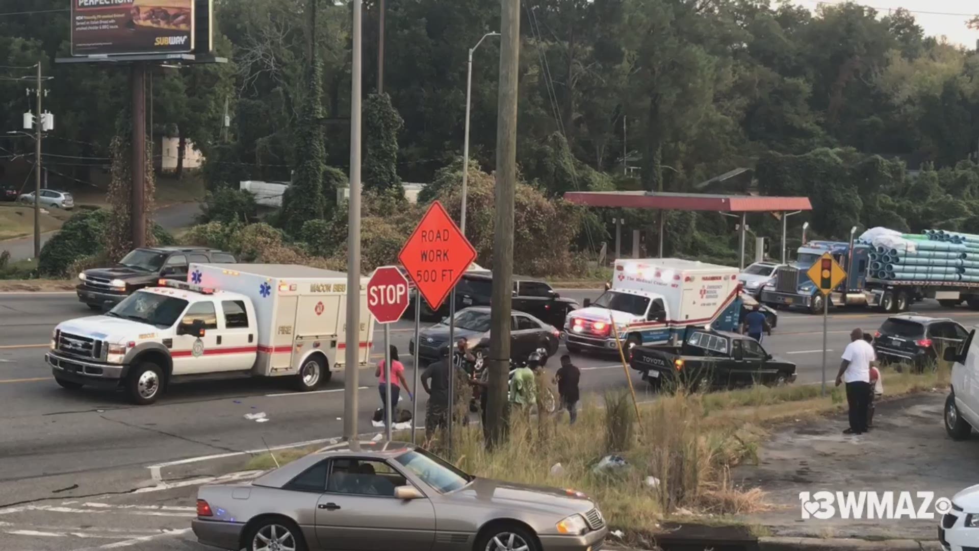 Pedestrian hit on Gray Highway in Macon