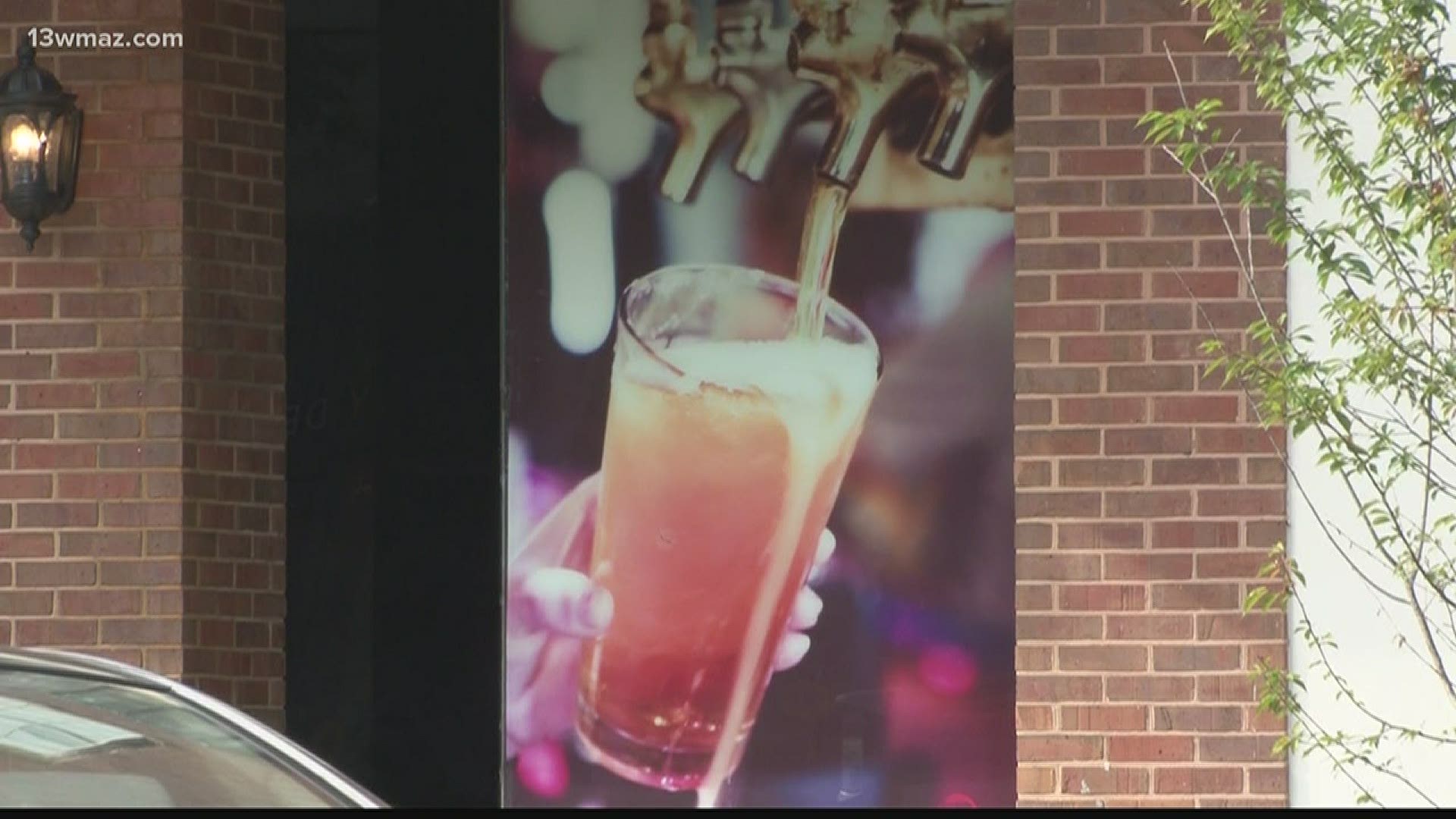Governor Brian Kemp announced bars and nightclubs can decide to reopen next week.