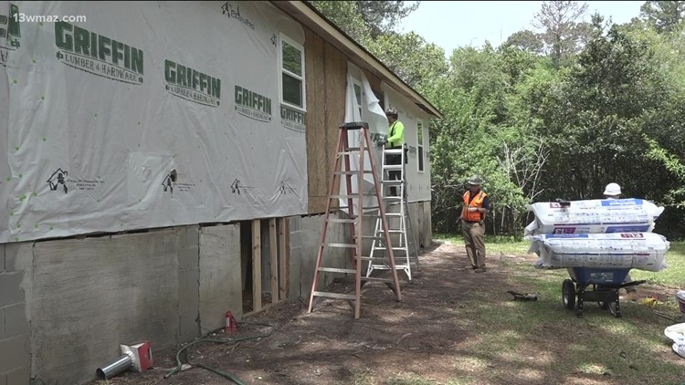 Perry church pitches in to help repair home damaged in severe storms