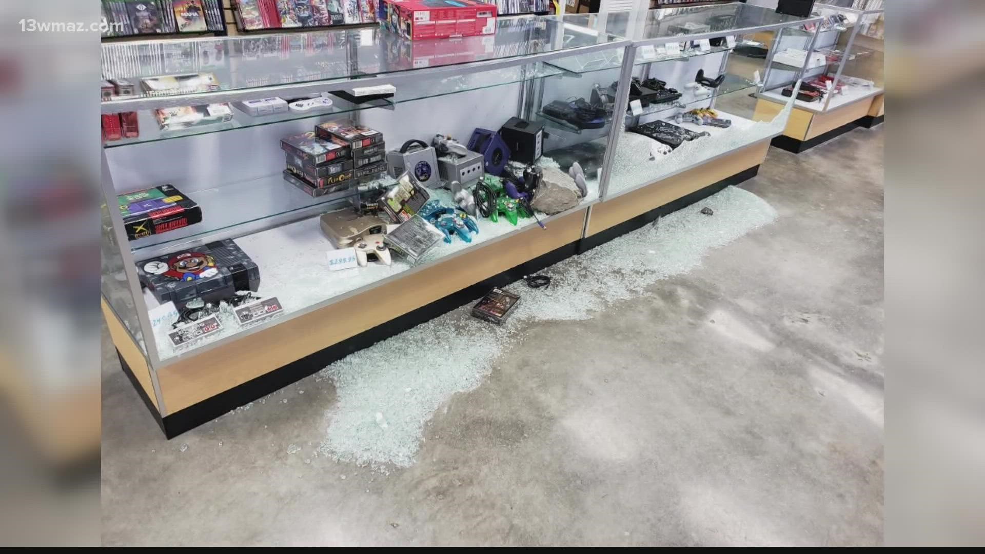Store owner Aaron Gray told 13WMAZ that surveillance footage shows the burglars using a rock to smash in the door.