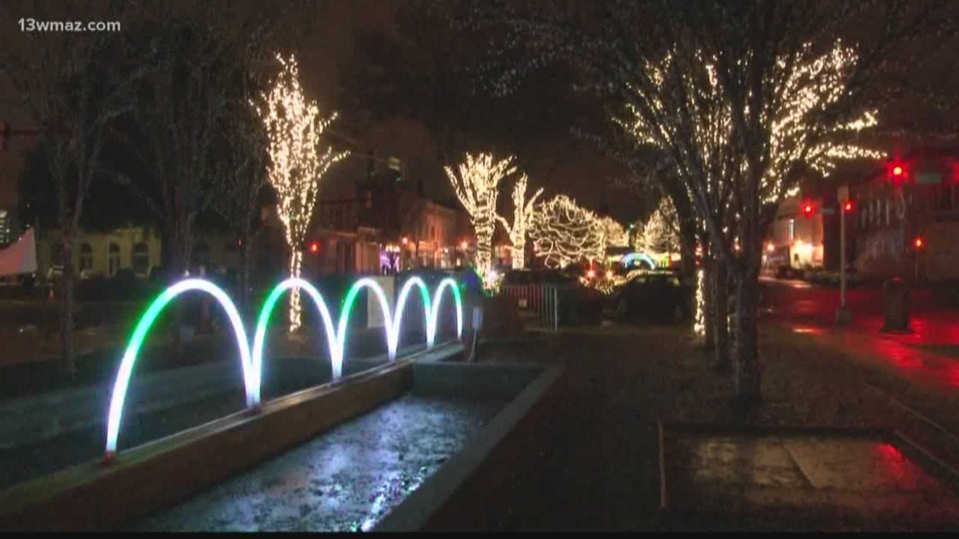 Macon says goodbye to Christmas lights display