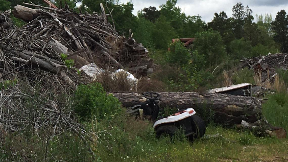 Illegally-dumped waste driving Baldwin County residents crazy - Vimarsana News