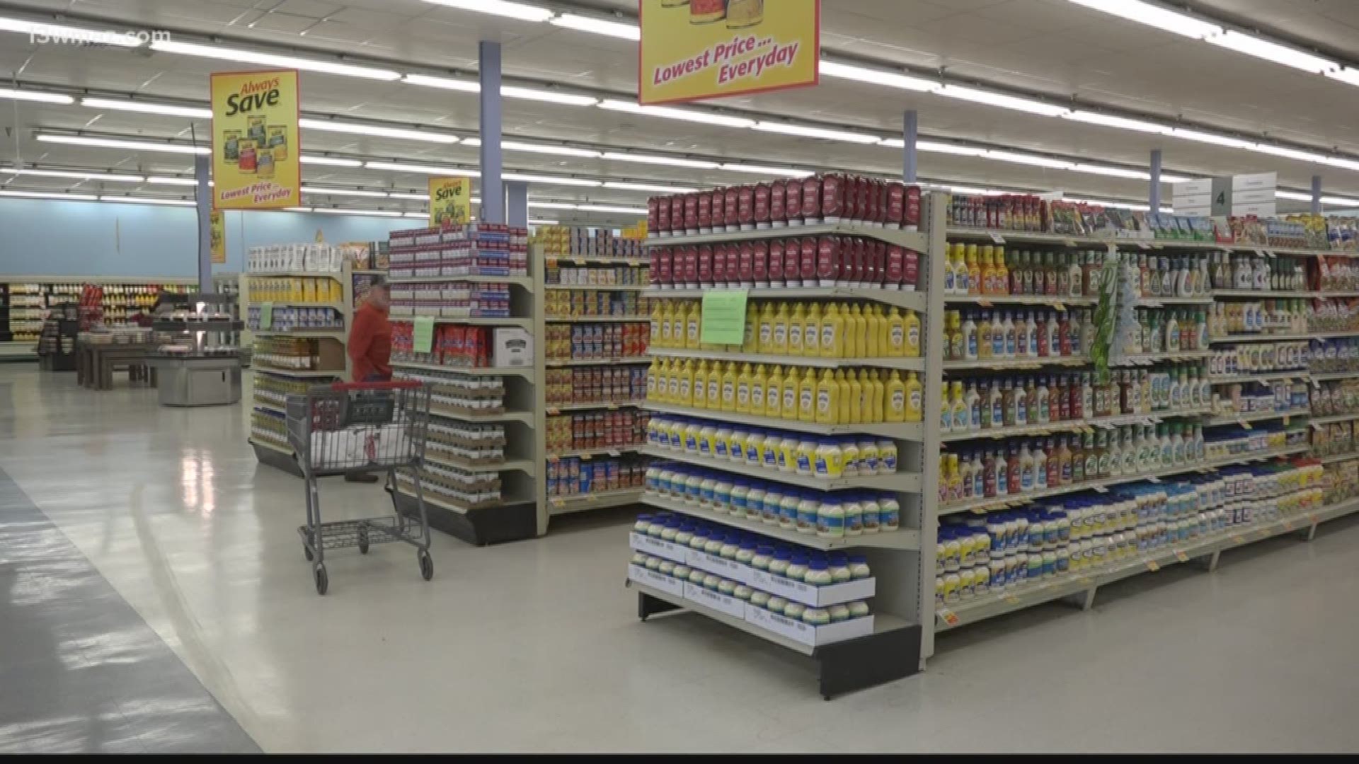 Peach County shoppers now have another grocery option for the holidays.