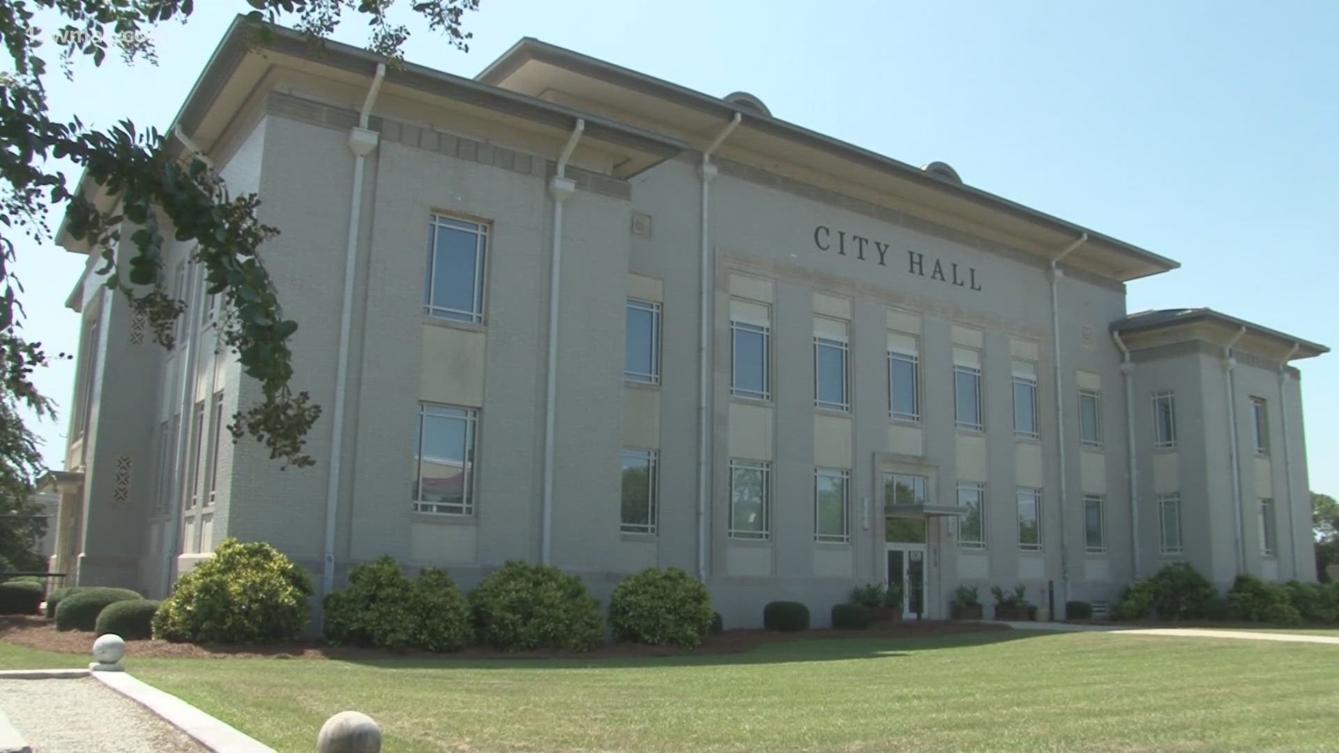 The city of Perry celebrated city hall's renovation with a grand opening Aug. 18.