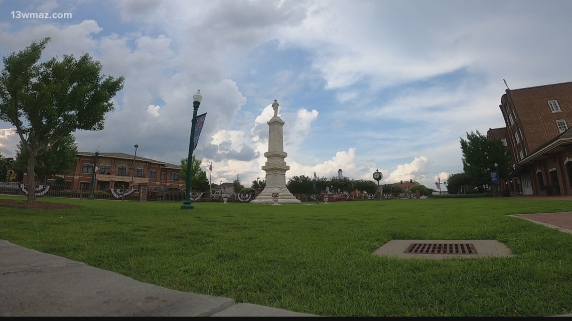 Dublin residents voice opinions about new public plaza - Vimarsana News