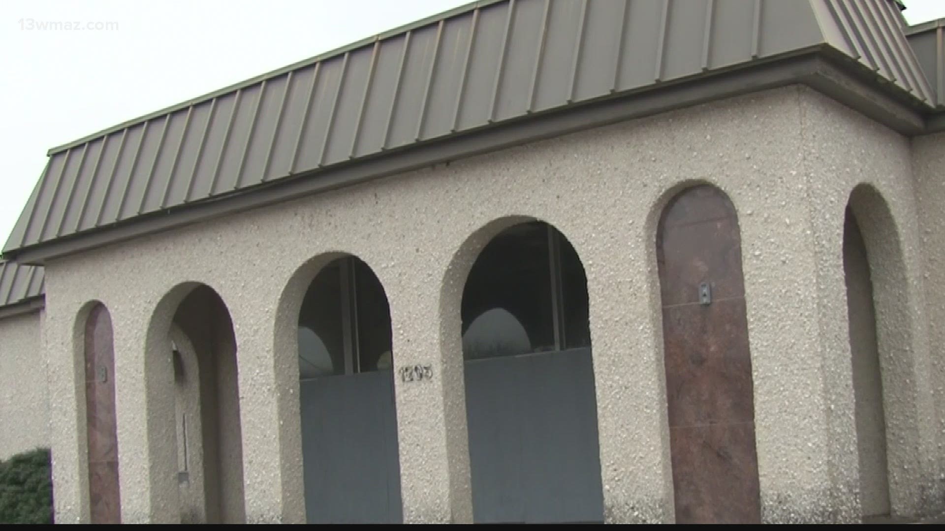 A vacant building that sits on Watson Boulevard will be torn down to make way for a new project.