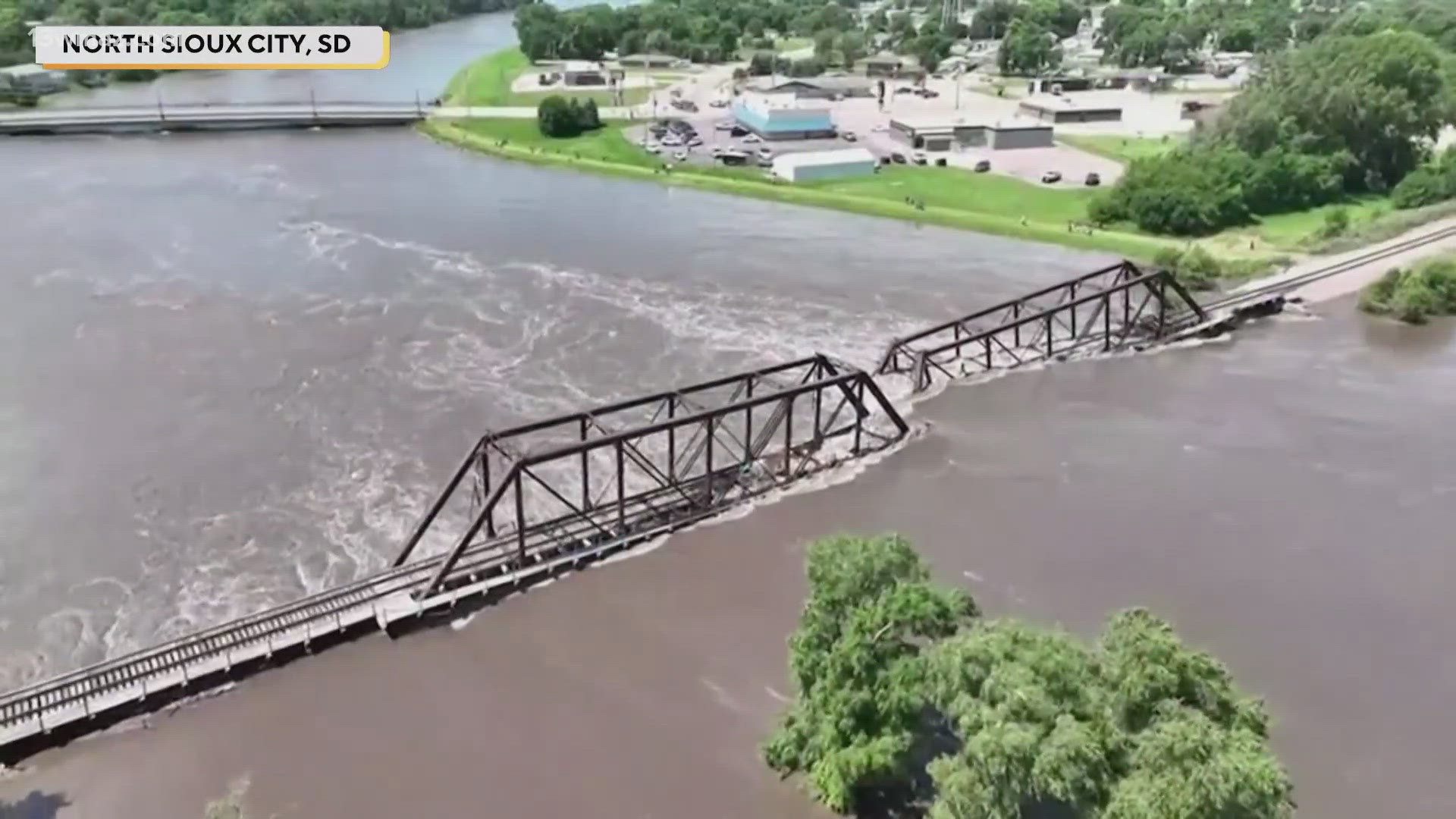 Rapidan Dam in Minnesota bursts amid flooding; Iowa also struck by a ...