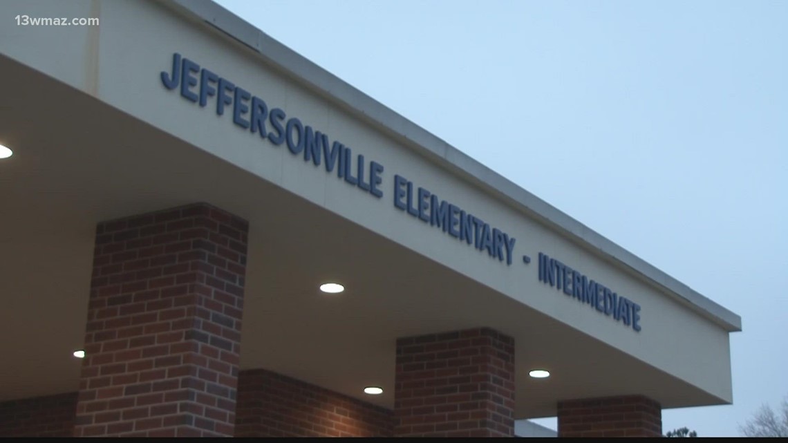 School of the Week: Jeffersonville Elementary School puts students in small groups to better understand their needs