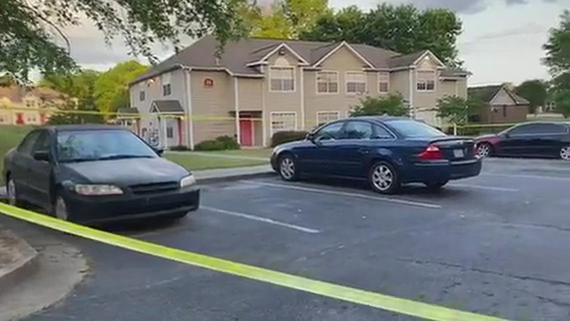 25-year-old woman dies after shooting at West Club Apartments in Macon
Credit: Raime