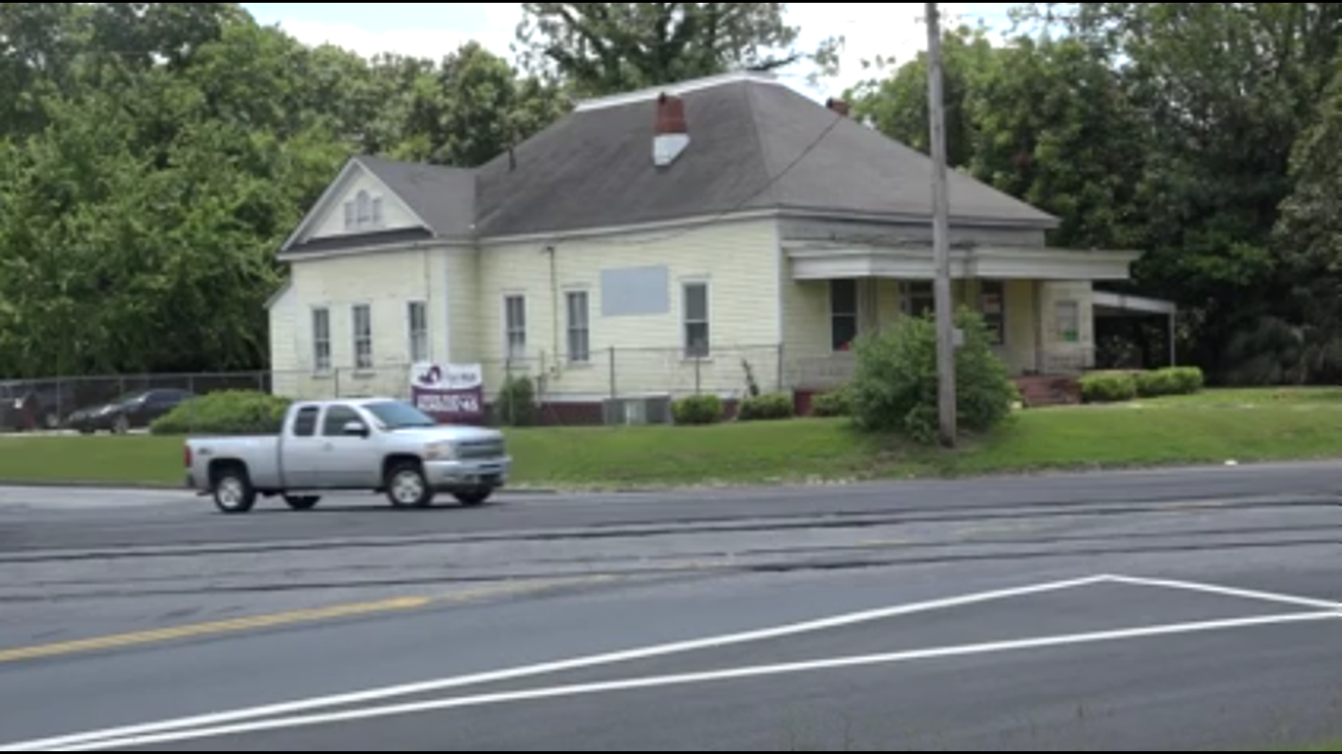 The Peach County commission and the city say they have found a possible solution to traffic in downtown Fort Valley