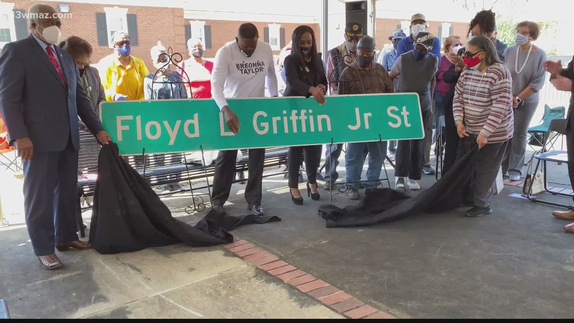 Floyd L Griffin Jr. was mayor from 2002 to 2006, and implemented the Black Heritage Plaza downtown.