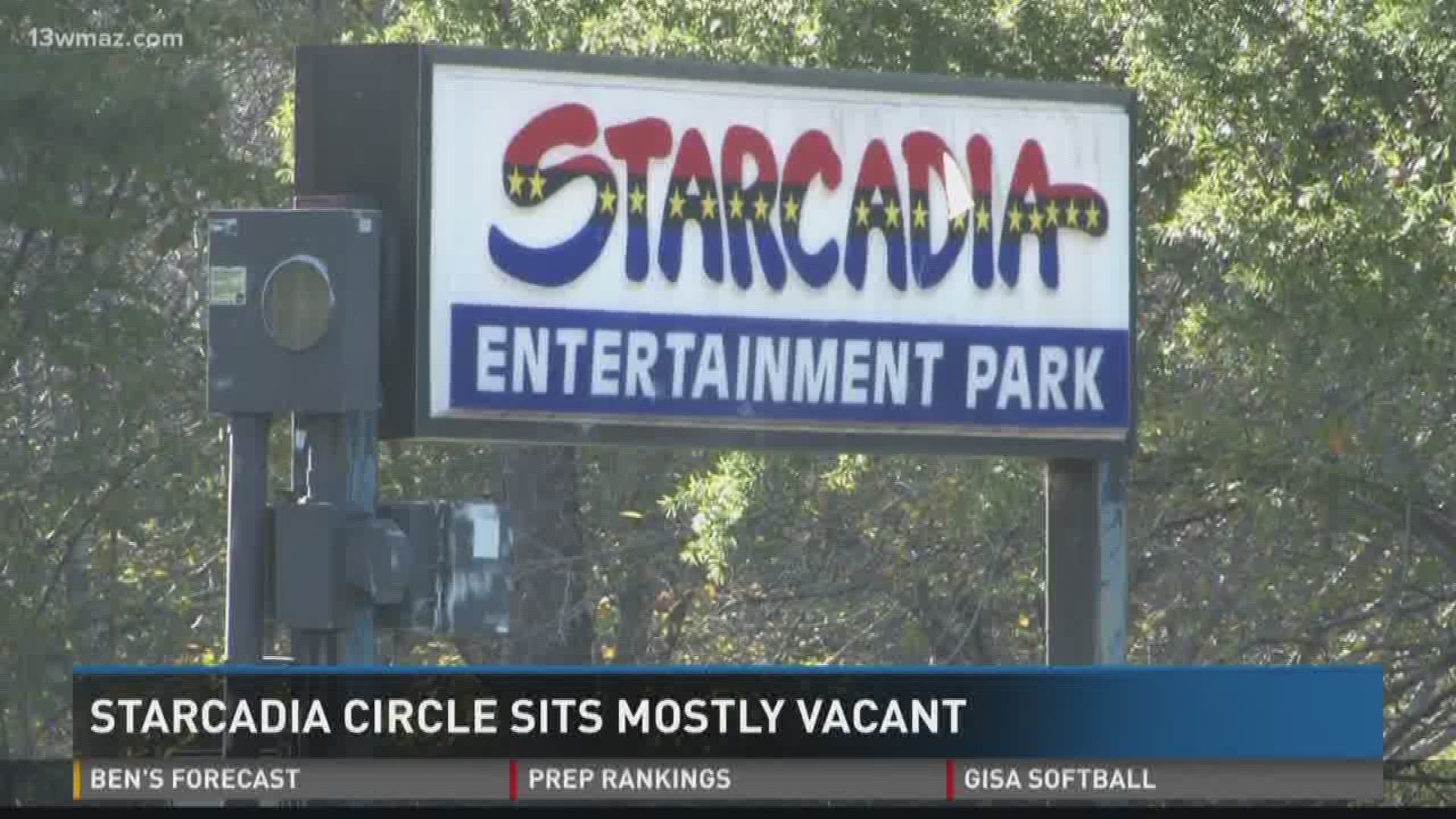 Starcadia Circle sits mostly vacant