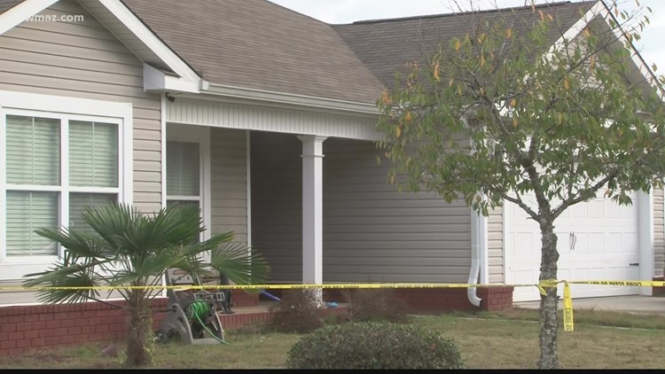 3 found dead in Bonaire home investigated as murder-suicide