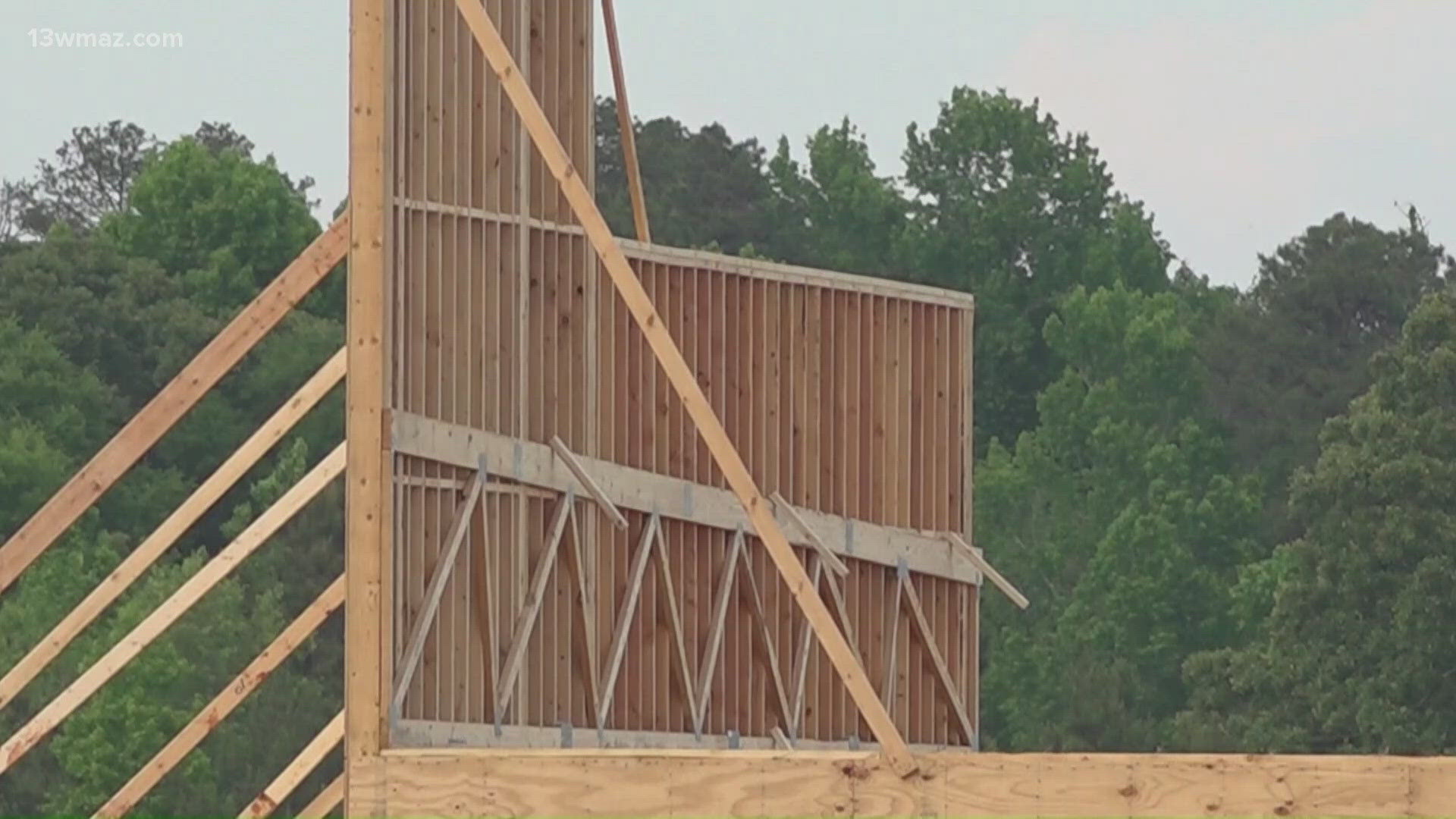 Roof collapse that injured 4 construction workers under investigation ...