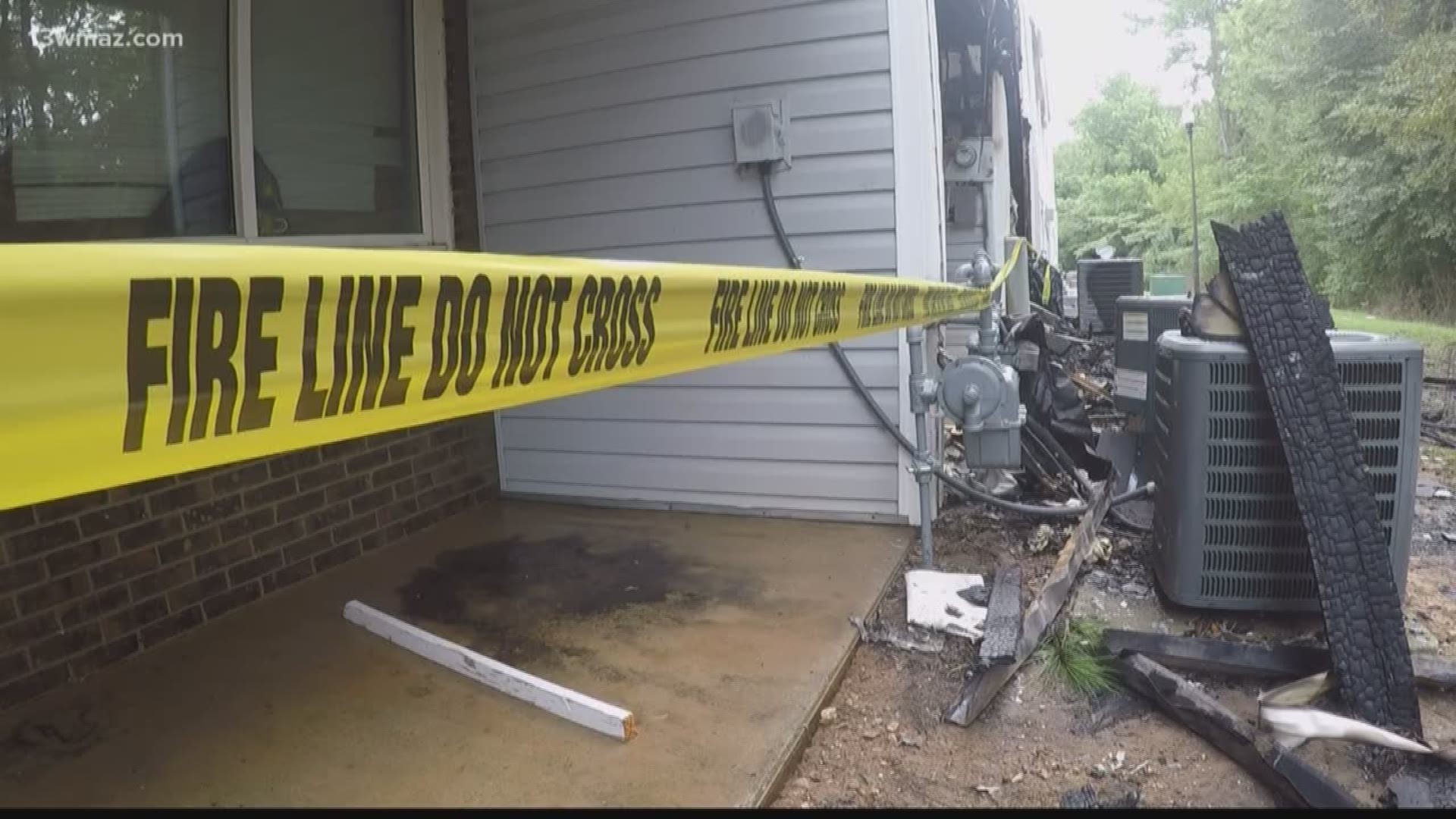 A fire at a Macon apartment complex left dozens of people without a place to call home Monday night. The Macon-Bibb Fire Department is still looking for the cause of the fire that caused extensive damage at Green Meadows Townhouses.