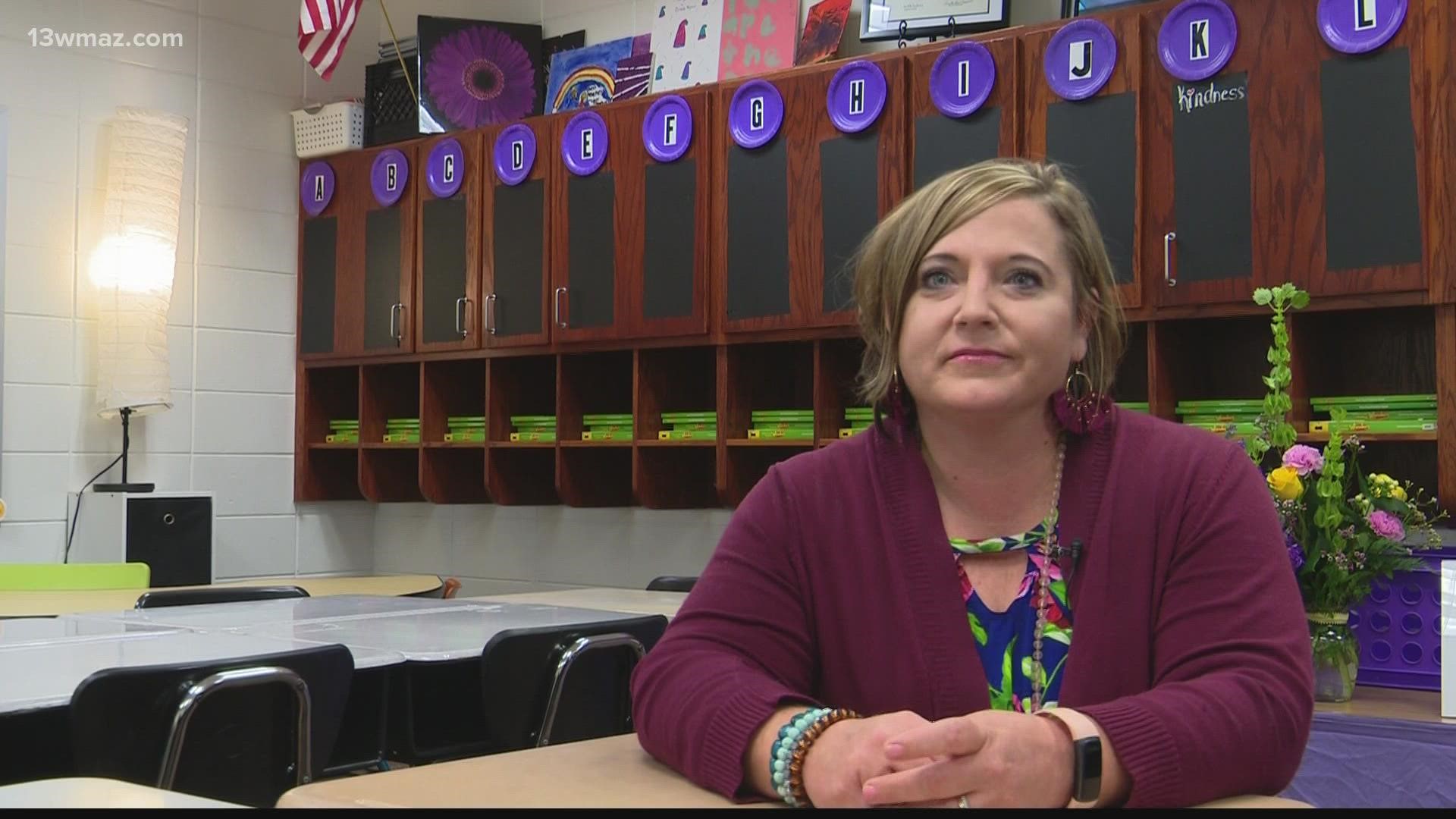 Amanda Holloway is a fourth grade English teacher at Katherine B. Sutton Elementary.