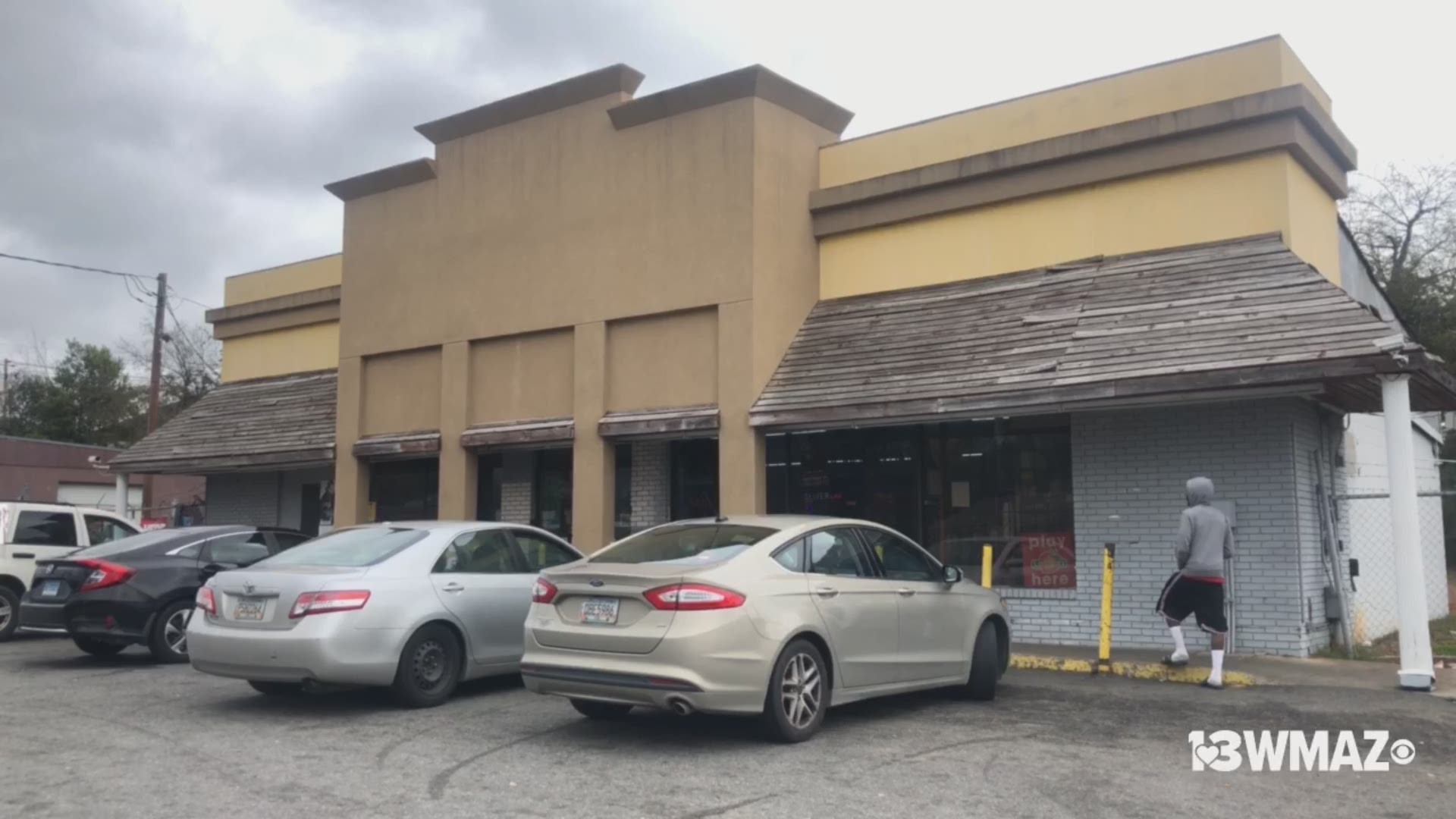 Bibb County commissioners rejected an alcohol license Tuesday for a south Macon store that's become a hot spot for violent crime.