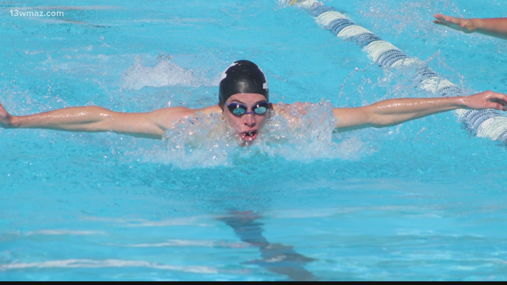 A Houston County High sophomore recently beat a US record for Paralympics Swimming.