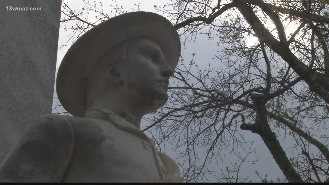 City of Milledgeville discusses moving confederate statue - Vimarsana News
