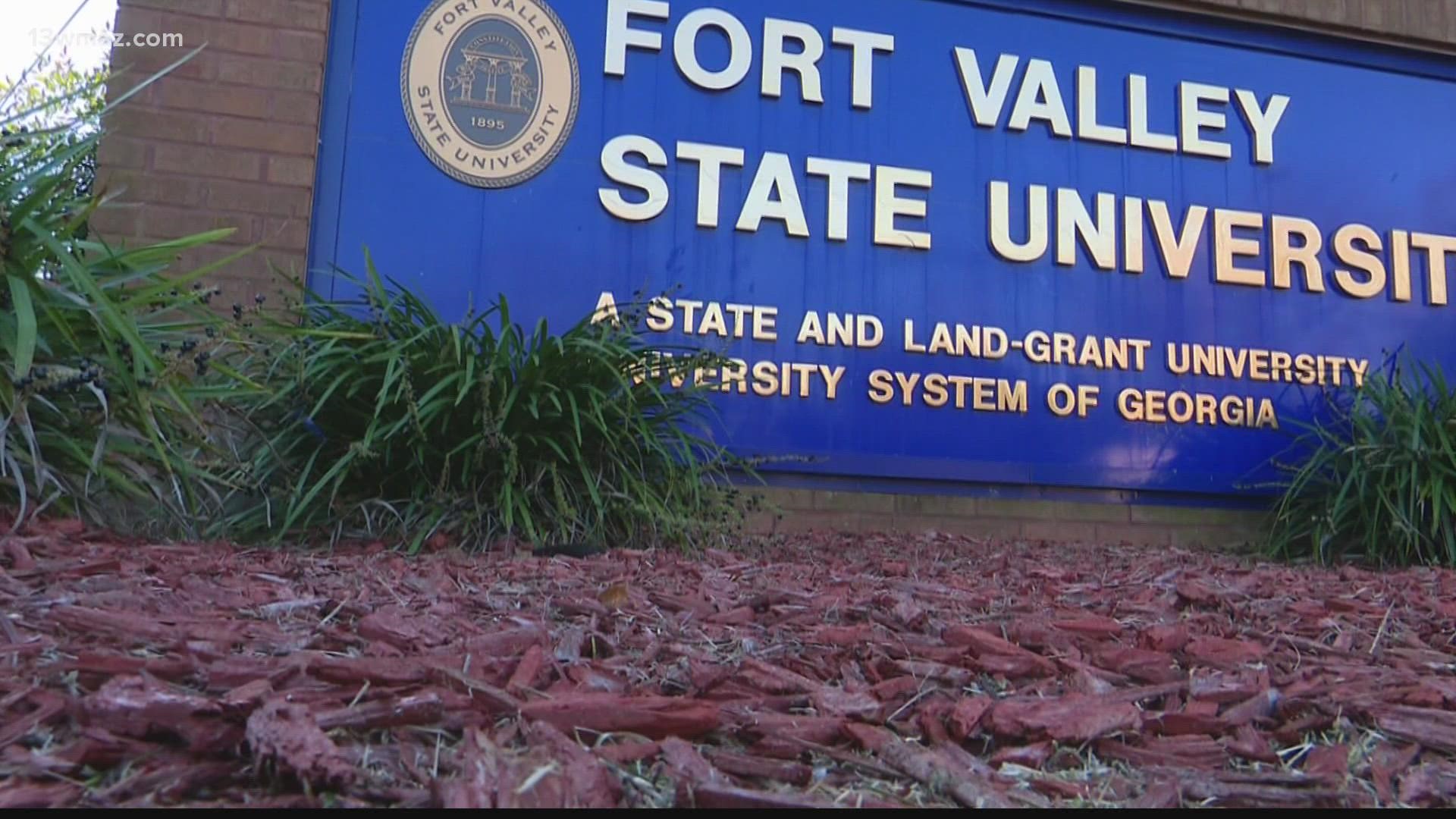 It was an app on their cell phones that alerted Fort Valley students that they were one amongst dozens of universities that received a bomb threat Tuesday morning.