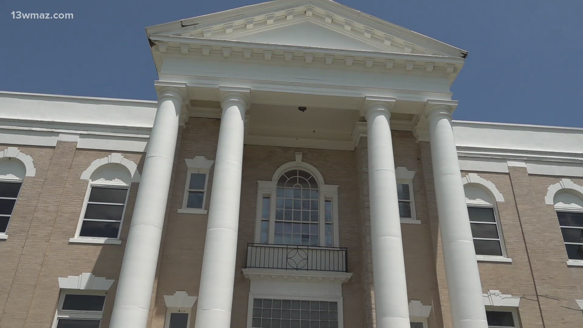Dodge County considers restoring or demolishing its historic courthouse after it was closed due to health hazards.