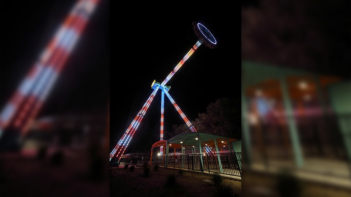 PHOTOS Six Flags Over Pandemonium ride