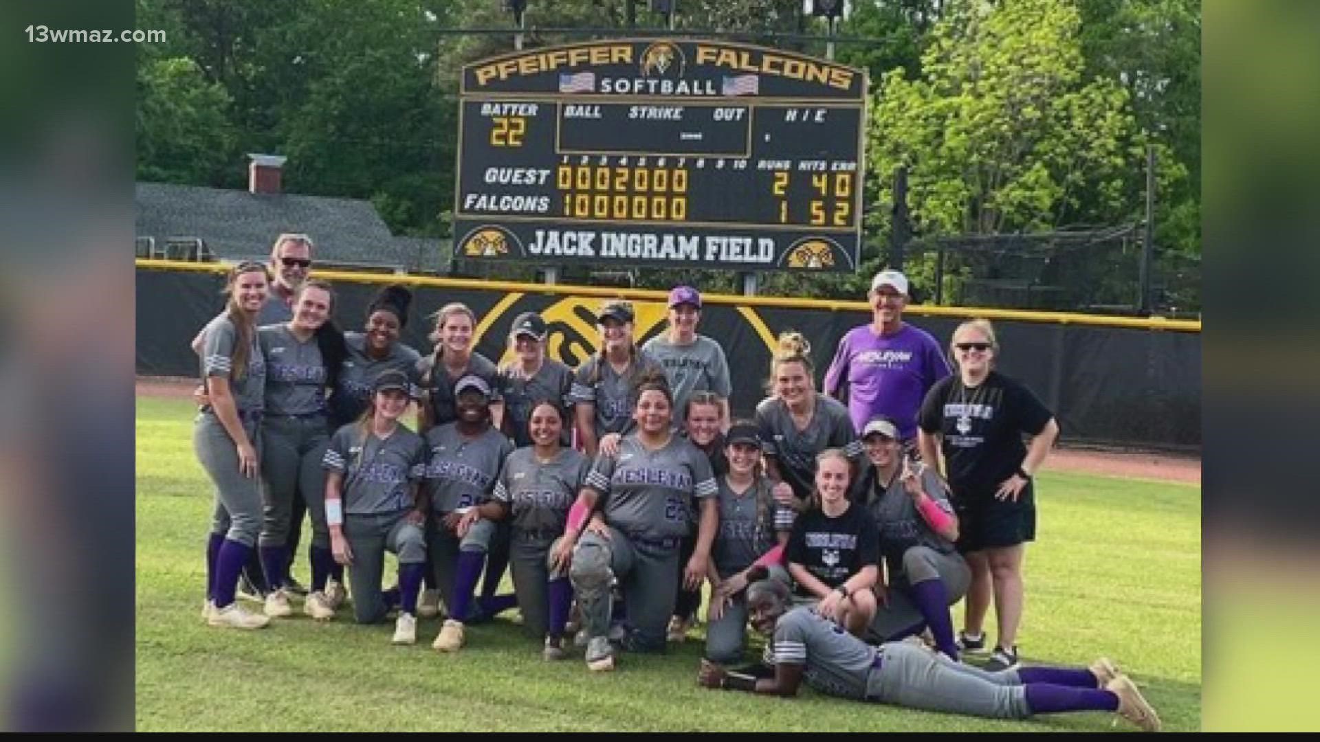 The end of the college softball season is coming to end for the regular season, and one group of Central Georgia diamond divas are making a push for a title.