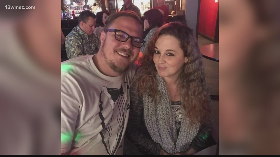 Warner Robins couple recovering after hit-and-run accident - Vimarsana News