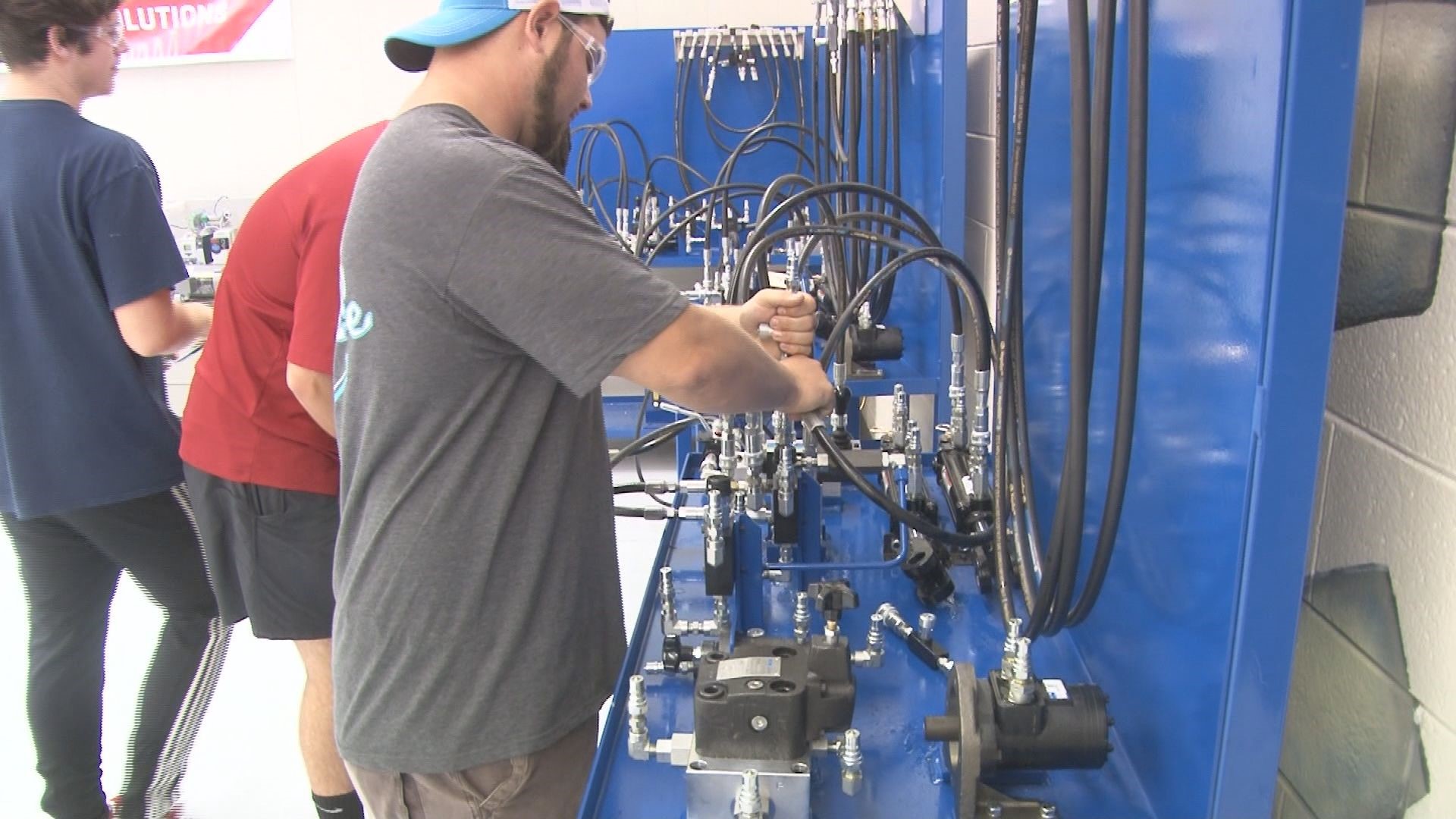 A Warner Robins HVAC business owner was recognized by a nonprofit for his work with mentoring and creating opportunities for students to pursue trade skill jobs.